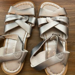 Excellent used condition silver Salt Water sandals
